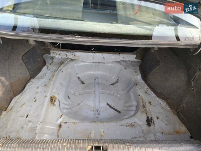 Сірий Опель Кадет, об'ємом двигуна 1.6 л та пробігом 348 тис. км за 1300 $, фото 23 на Automoto.ua
