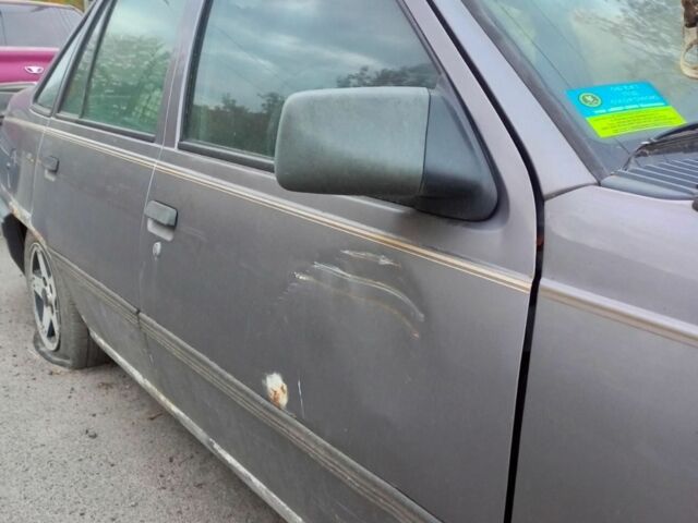 Серый Опель Кадет, объемом двигателя 1 л и пробегом 160 тыс. км за 263 $, фото 2 на Automoto.ua