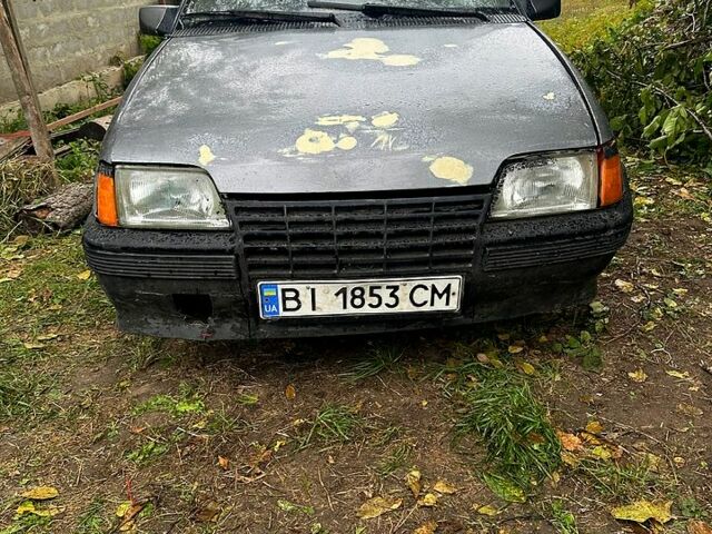 Сірий Опель Кадет, об'ємом двигуна 1.6 л та пробігом 111 тис. км за 350 $, фото 2 на Automoto.ua
