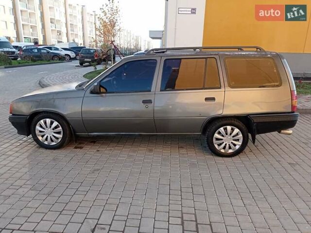 Серый Опель Кадет, объемом двигателя 0 л и пробегом 200 тыс. км за 1250 $, фото 7 на Automoto.ua