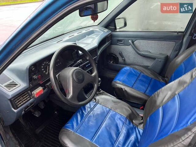Синий Опель Кадет, объемом двигателя 1.3 л и пробегом 230 тыс. км за 1450 $, фото 8 на Automoto.ua