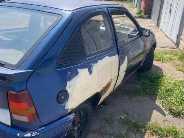 Синий Опель Кадет, объемом двигателя 1.3 л и пробегом 100 тыс. км за 166 $, фото 1 на Automoto.ua