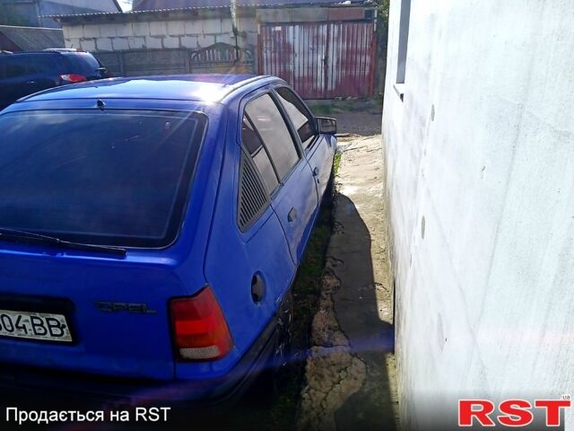 Синій Опель Кадет, об'ємом двигуна 1.3 л та пробігом 0 тис. км за 780 $, фото 1 на Automoto.ua