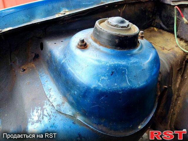 Синий Опель Кадет, объемом двигателя 1.3 л и пробегом 310 тыс. км за 449 $, фото 8 на Automoto.ua