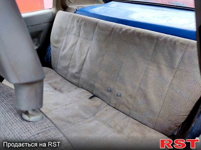 Синий Опель Кадет, объемом двигателя 1.3 л и пробегом 310 тыс. км за 449 $, фото 5 на Automoto.ua