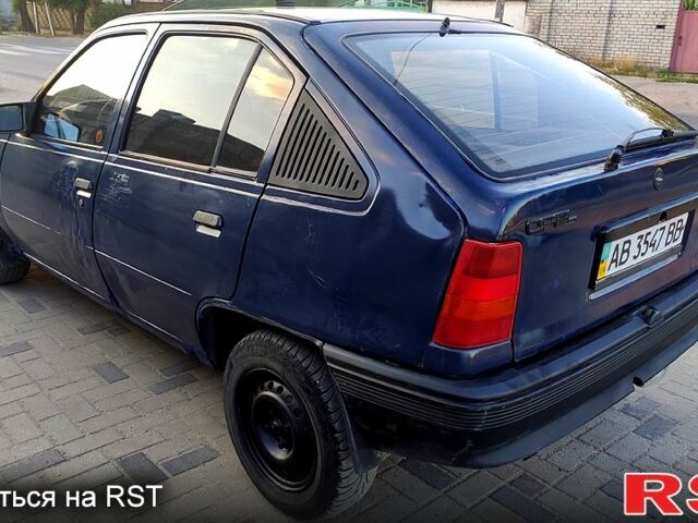 Синий Опель Кадет, объемом двигателя 1.3 л и пробегом 100 тыс. км за 650 $, фото 1 на Automoto.ua