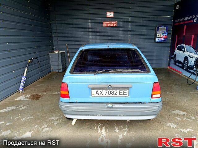 Синий Опель Кадет, объемом двигателя 1.4 л и пробегом 100 тыс. км за 600 $, фото 4 на Automoto.ua