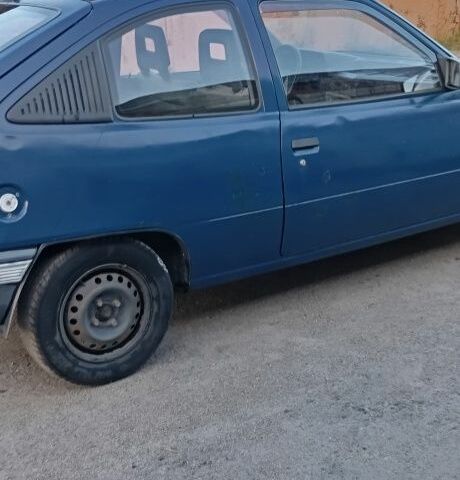 Синій Опель Кадет, об'ємом двигуна 0 л та пробігом 77 тис. км за 637 $, фото 5 на Automoto.ua