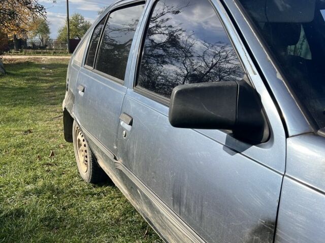 Синий Опель Кадет, объемом двигателя 1.4 л и пробегом 300 тыс. км за 800 $, фото 3 на Automoto.ua