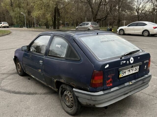 Синий Опель Кадет, объемом двигателя 1.6 л и пробегом 160 тыс. км за 600 $, фото 5 на Automoto.ua