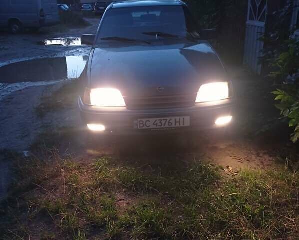 Синій Опель Кадет, об'ємом двигуна 1.3 л та пробігом 96 тис. км за 1500 $, фото 1 на Automoto.ua