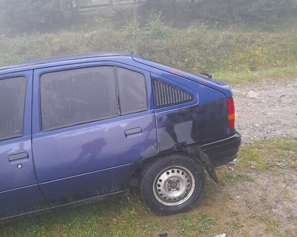 Синий Опель Кадет, объемом двигателя 1.3 л и пробегом 386 тыс. км за 720 $, фото 6 на Automoto.ua