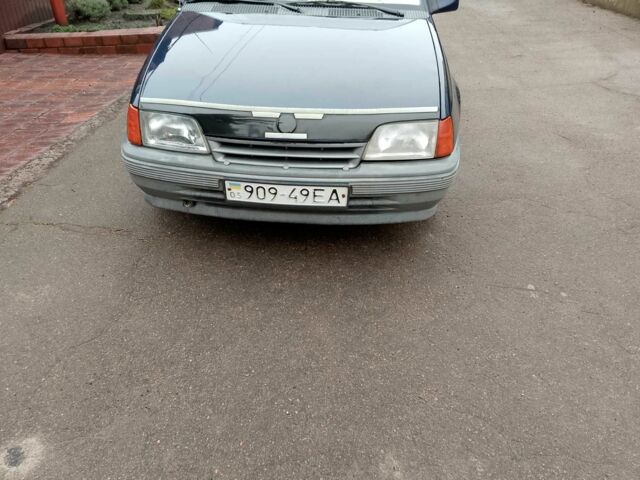 Опель Кадет 1991 в Черновцах на Automoto.ua Синий Опель Кадет, объемом двигателя 1.6 л и пробегом 100 тыс. км за 2200 $, фото 14 на Automoto.ua