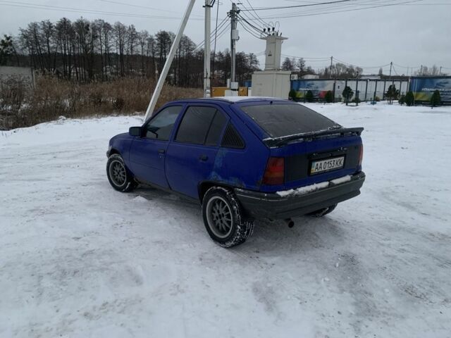 Синій Опель Кадет, об'ємом двигуна 1.4 л та пробігом 200 тис. км за 1000 $, фото 1 на Automoto.ua