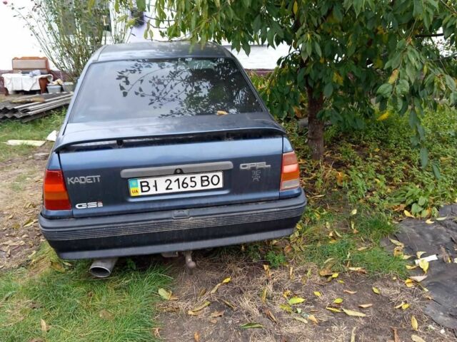 Синий Опель Кадет, объемом двигателя 1.3 л и пробегом 73 тыс. км за 550 $, фото 4 на Automoto.ua