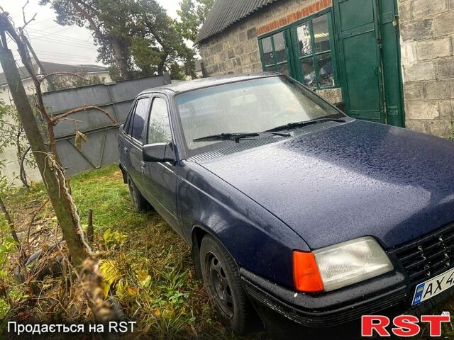 Синий Опель Кадет, объемом двигателя 1.3 л и пробегом 300 тыс. км за 1000 $, фото 2 на Automoto.ua