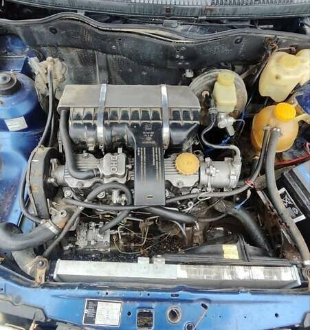 Синий Опель Кадет, объемом двигателя 1.7 л и пробегом 365 тыс. км за 950 $, фото 6 на Automoto.ua