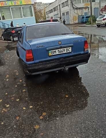 Синий Опель Кадет, объемом двигателя 1.35 л и пробегом 196 тыс. км за 850 $, фото 3 на Automoto.ua