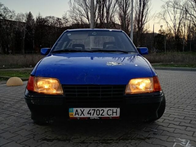 Синій Опель Кадет, об'ємом двигуна 6 л та пробігом 10 тис. км за 286 $, фото 1 на Automoto.ua