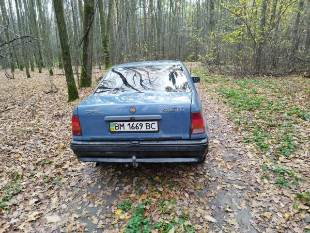 Синий Опель Кадет, объемом двигателя 1.3 л и пробегом 1 тыс. км за 714 $, фото 2 на Automoto.ua