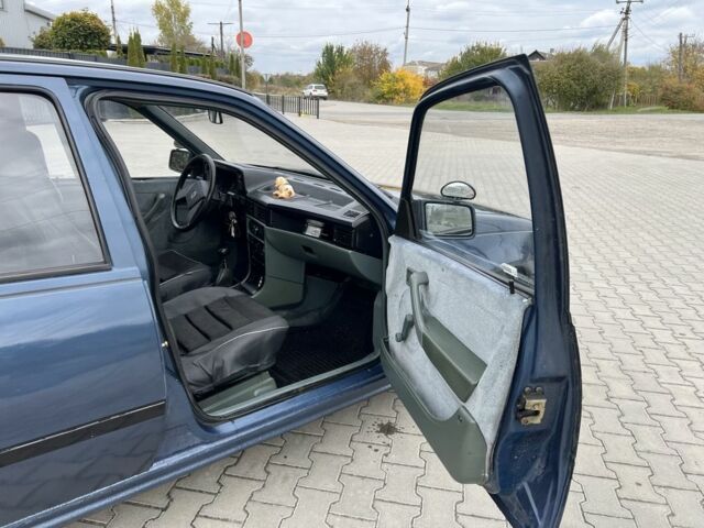 Синий Опель Кадет, объемом двигателя 1.6 л и пробегом 220 тыс. км за 950 $, фото 9 на Automoto.ua