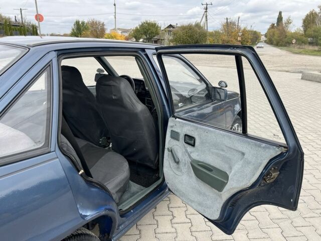 Синий Опель Кадет, объемом двигателя 1.6 л и пробегом 220 тыс. км за 950 $, фото 12 на Automoto.ua