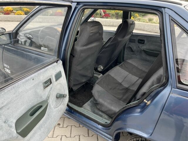 Синий Опель Кадет, объемом двигателя 1.6 л и пробегом 220 тыс. км за 950 $, фото 8 на Automoto.ua