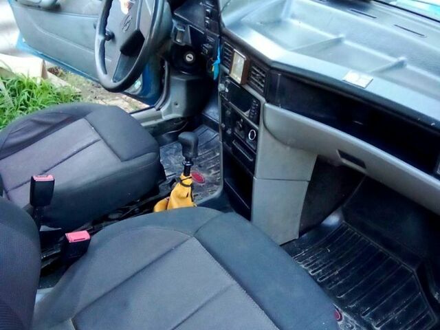 Синий Опель Кадет, объемом двигателя 1.2 л и пробегом 0 тыс. км за 850 $, фото 6 на Automoto.ua