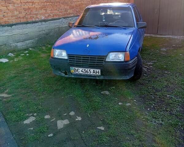 Синій Опель Кадет, об'ємом двигуна 1.3 л та пробігом 1 тис. км за 300 $, фото 1 на Automoto.ua