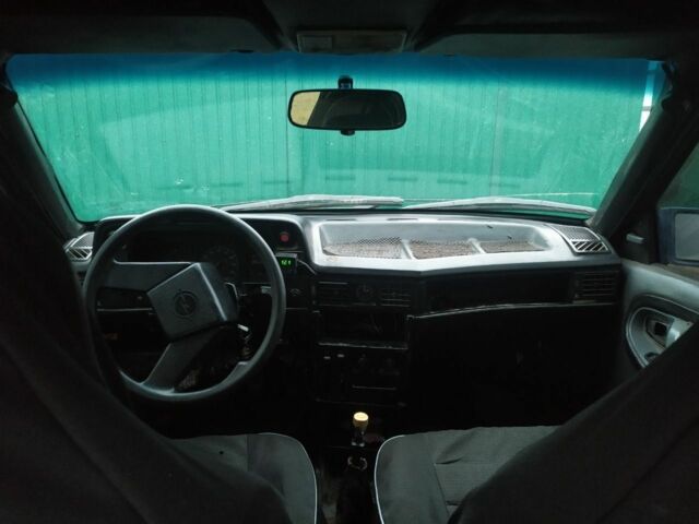 Синій Опель Кадет, об'ємом двигуна 1 л та пробігом 545 тис. км за 710 $, фото 4 на Automoto.ua