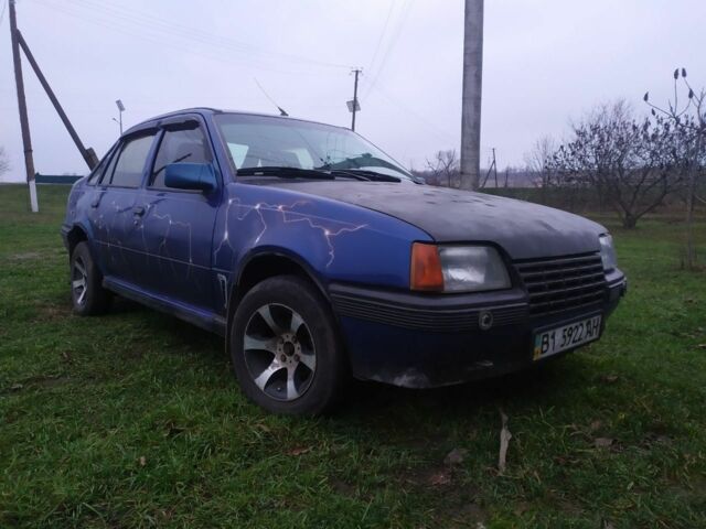 Синій Опель Кадет, об'ємом двигуна 1 л та пробігом 545 тис. км за 710 $, фото 5 на Automoto.ua