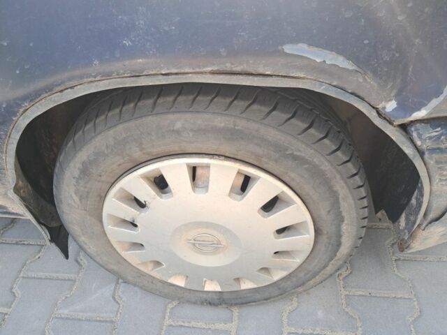 Синий Опель Кадет, объемом двигателя 1.8 л и пробегом 83 тыс. км за 500 $, фото 3 на Automoto.ua