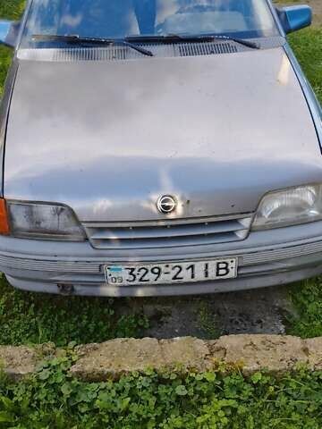 Синий Опель Кадет, объемом двигателя 1.6 л и пробегом 330 тыс. км за 400 $, фото 6 на Automoto.ua