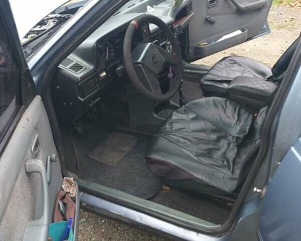 Синій Опель Кадет, об'ємом двигуна 1.3 л та пробігом 90 тис. км за 900 $, фото 6 на Automoto.ua