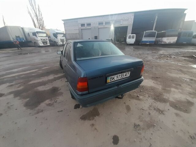 Синий Опель Кадет, объемом двигателя 0 л и пробегом 320 тыс. км за 600 $, фото 2 на Automoto.ua