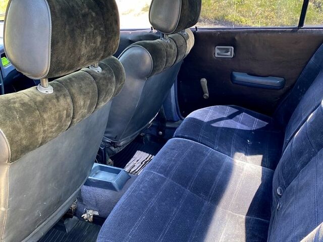 Синий Опель Кадет, объемом двигателя 1.4 л и пробегом 0 тыс. км за 1000 $, фото 5 на Automoto.ua