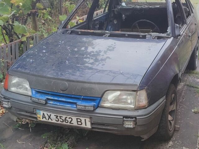 Синій Опель Кадет, об'ємом двигуна 2 л та пробігом 1 тис. км за 800 $, фото 4 на Automoto.ua