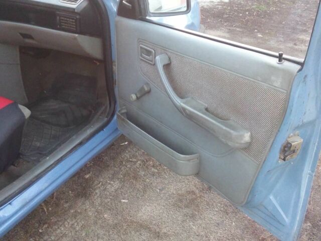 Синій Опель Кадет, об'ємом двигуна 0 л та пробігом 160 тис. км за 750 $, фото 5 на Automoto.ua