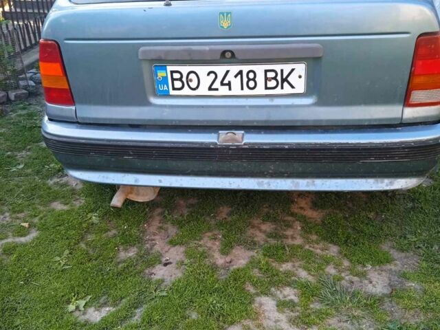 Синий Опель Кадет, объемом двигателя 1.3 л и пробегом 2 тыс. км за 700 $, фото 1 на Automoto.ua