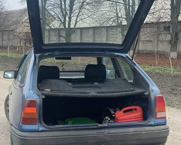 Синий Опель Кадет, объемом двигателя 1.3 л и пробегом 85 тыс. км за 900 $, фото 10 на Automoto.ua