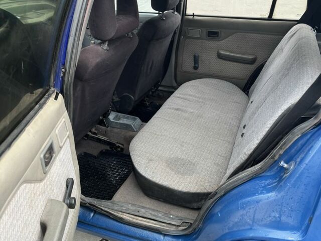 Синий Опель Кадет, объемом двигателя 1.6 л и пробегом 258 тыс. км за 750 $, фото 6 на Automoto.ua