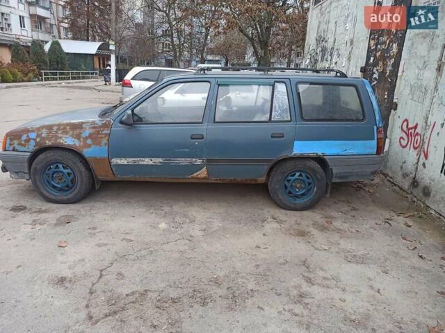 Синий Опель Кадет, объемом двигателя 1.3 л и пробегом 223 тыс. км за 1000 $, фото 3 на Automoto.ua