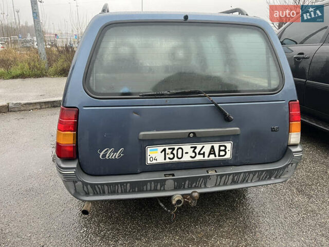 Синий Опель Кадет, объемом двигателя 1.6 л и пробегом 120 тыс. км за 700 $, фото 3 на Automoto.ua