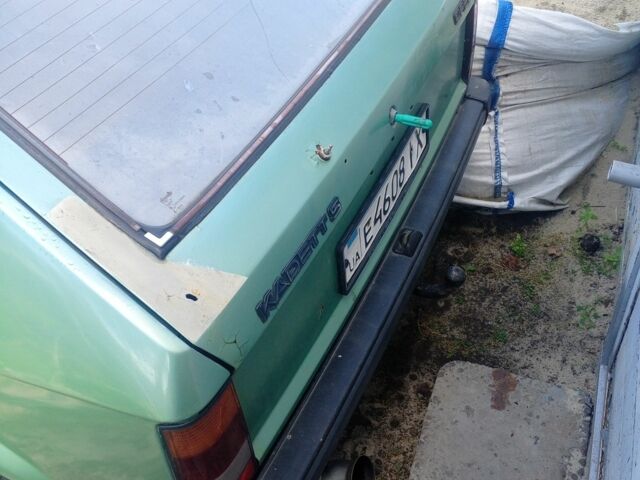 Зелений Опель Кадет, об'ємом двигуна 0 л та пробігом 500 тис. км за 481 $, фото 1 на Automoto.ua