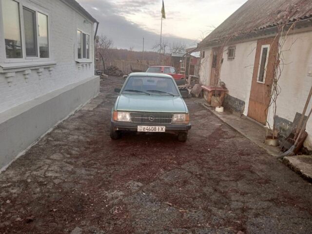 Зелений Опель Кадет, об'ємом двигуна 0 л та пробігом 500 тис. км за 481 $, фото 9 на Automoto.ua