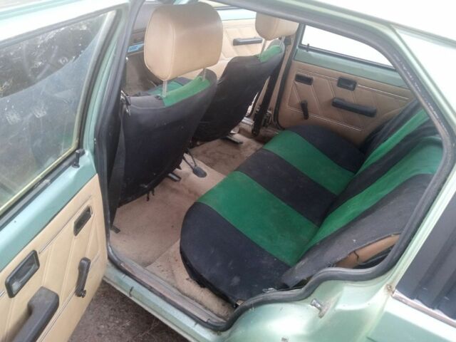 Зеленый Опель Кадет, объемом двигателя 0 л и пробегом 200 тыс. км за 526 $, фото 6 на Automoto.ua