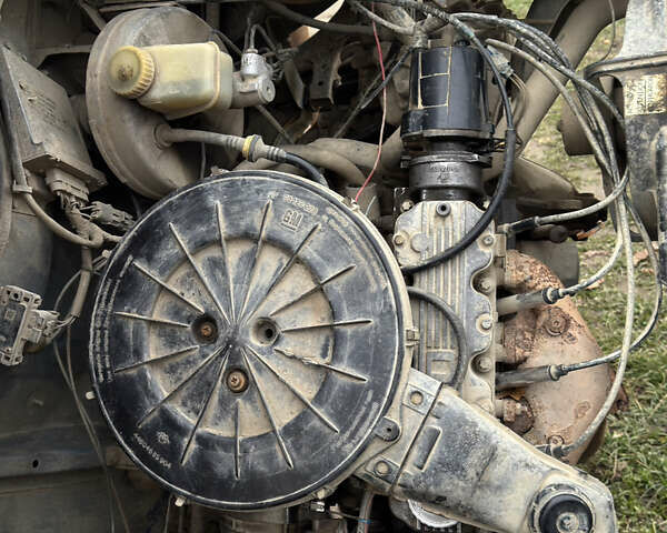 Зеленый Опель Кадет, объемом двигателя 1.3 л и пробегом 400 тыс. км за 350 $, фото 5 на Automoto.ua