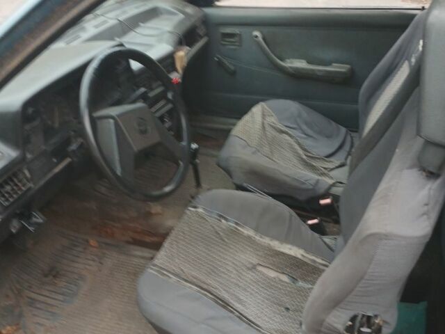 Зелений Опель Кадет, об'ємом двигуна 0 л та пробігом 1000 тис. км за 286 $, фото 4 на Automoto.ua