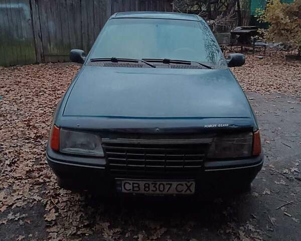 Зеленый Опель Кадет, объемом двигателя 1.6 л и пробегом 215 тыс. км за 800 $, фото 6 на Automoto.ua