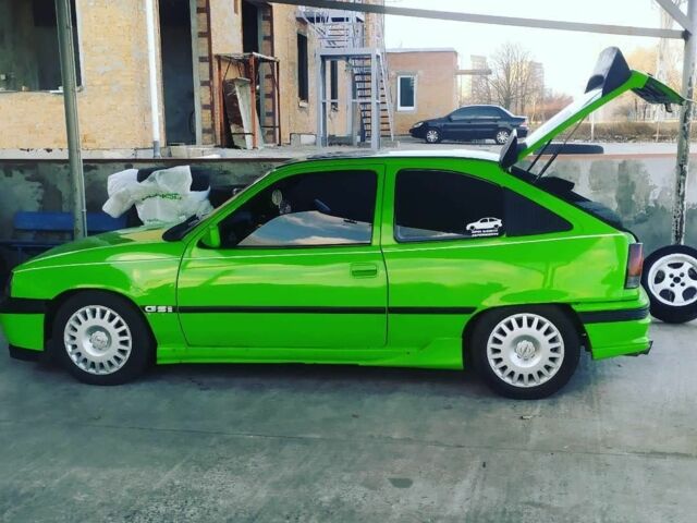 Зеленый Опель Кадет, объемом двигателя 2 л и пробегом 123 тыс. км за 2500 $, фото 7 на Automoto.ua